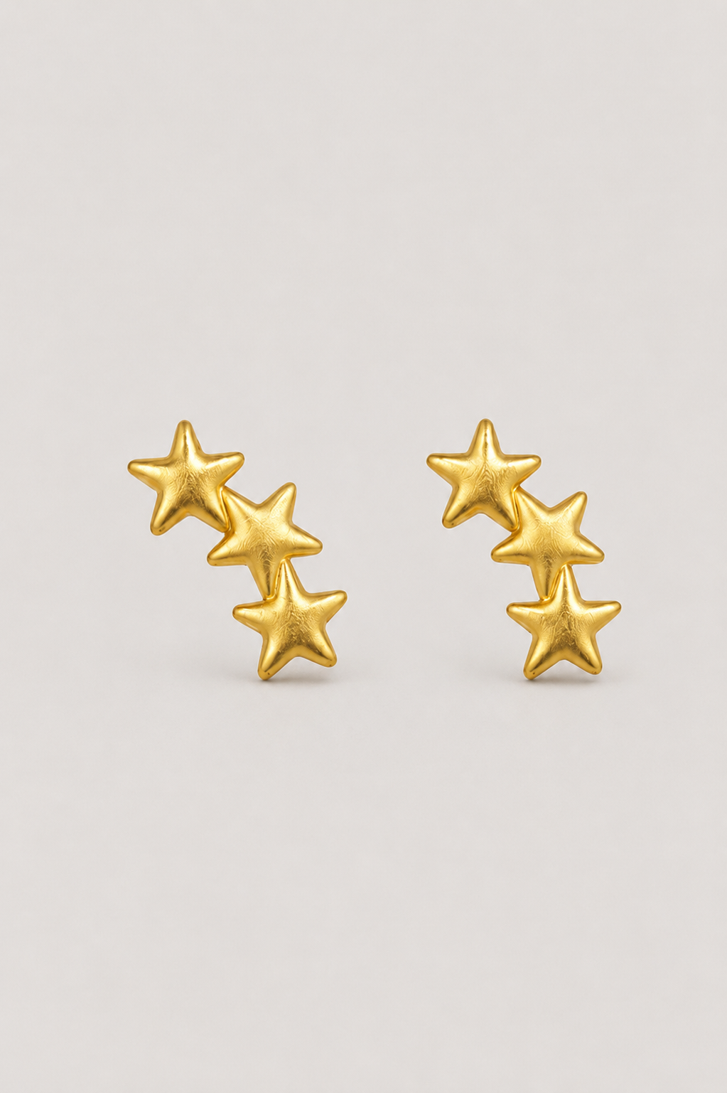 Brinco Três Estrelas
